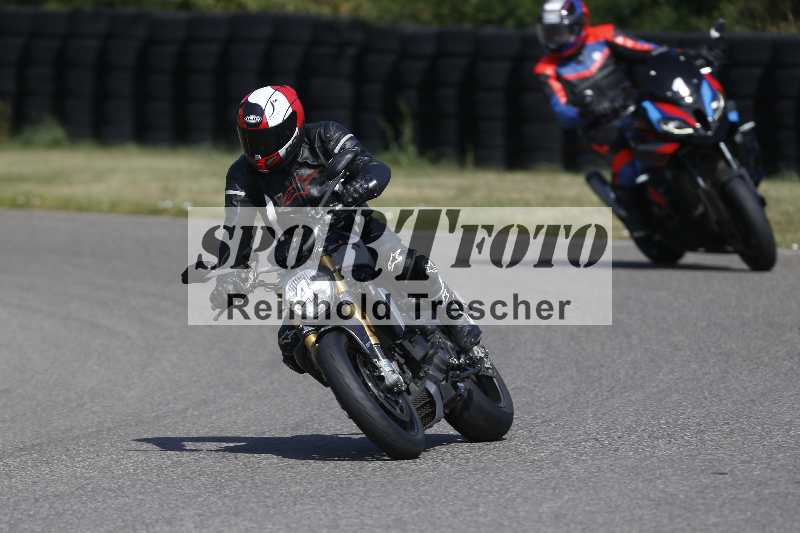 /21 17.06.2026  Ducati Schweiz Track Warmup ADR/Gruppe blau/4